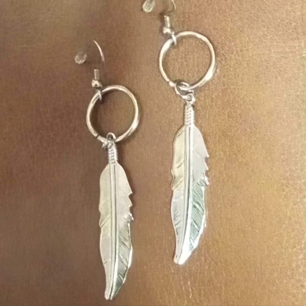 Vintage bohemian silver feather earrings - Picture 3 of 3